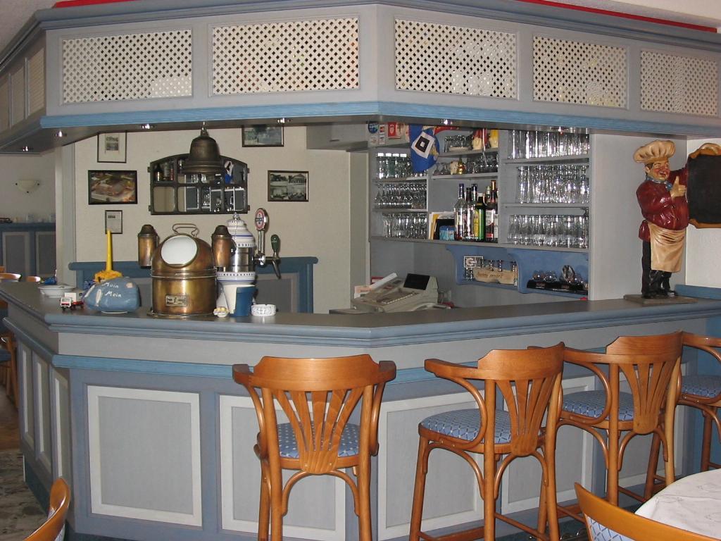 Karstens Gasthof Nordhastedt エクステリア 写真
