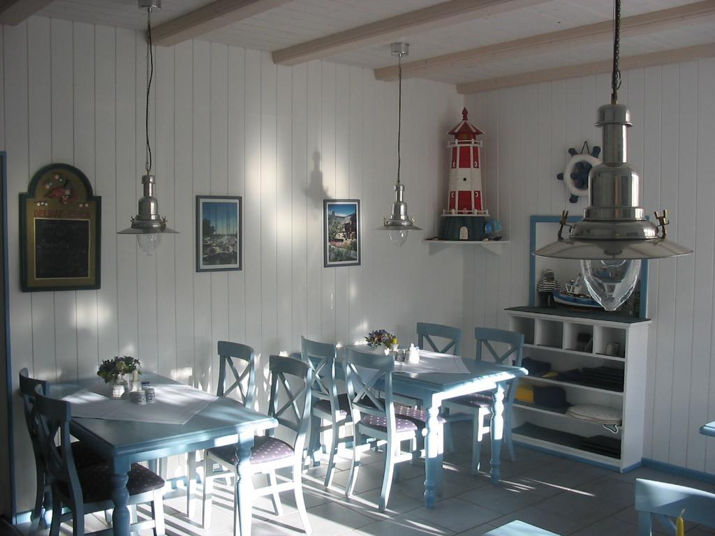 Karstens Gasthof Nordhastedt エクステリア 写真
